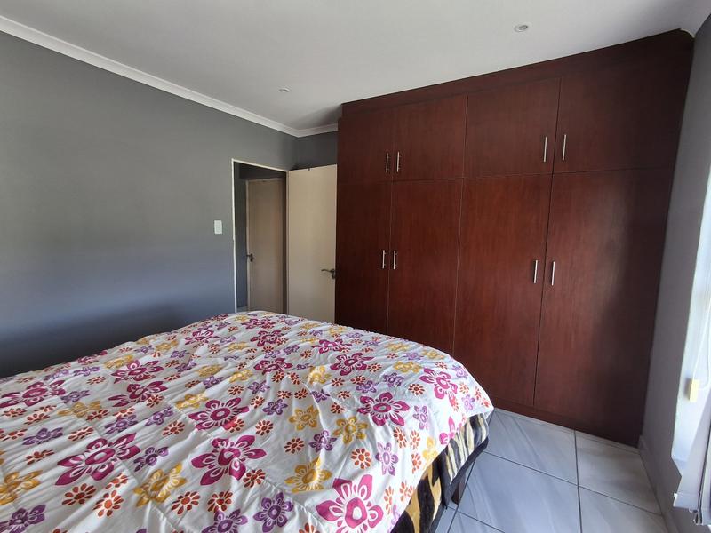 3 Bedroom Property for Sale in Duyker Eiland Western Cape